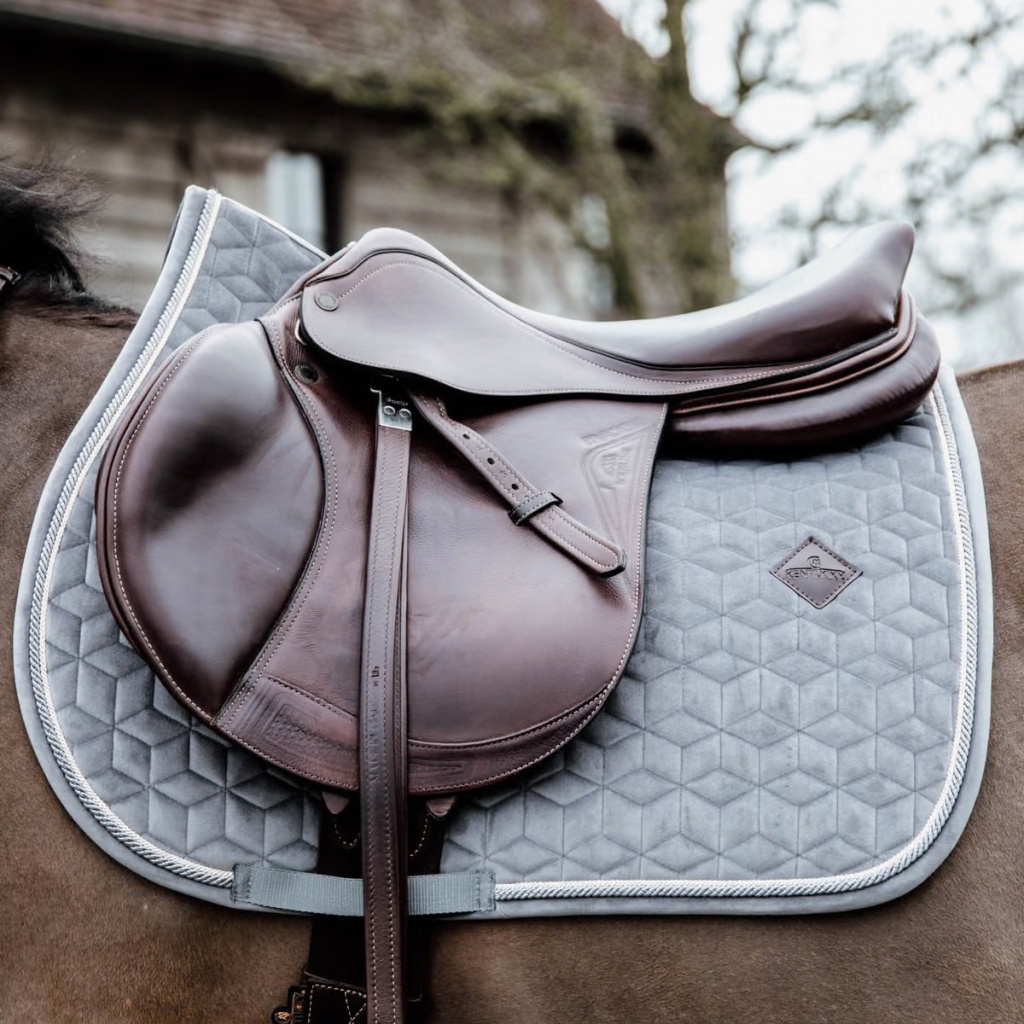 Вальтрап конкурный Basic Velvet Grey. Kentucky 2