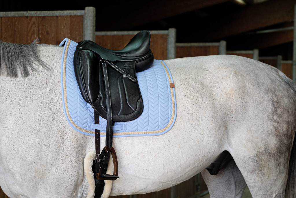 Вальтрап выездковый Softy Light Blue. Equitheme 4